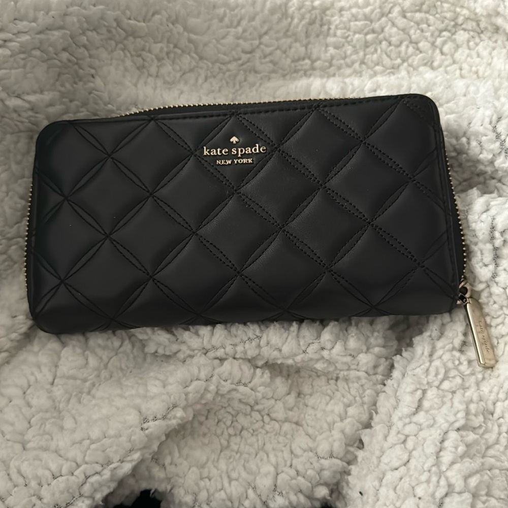 Kate Spade Carey Large Continental Wallet